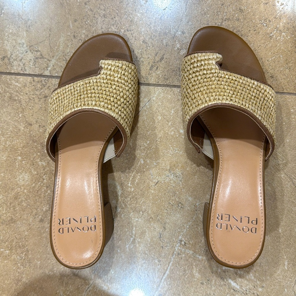 Donald J. Pliner Beige Woven Slide Sandals - Picture 4 of 7